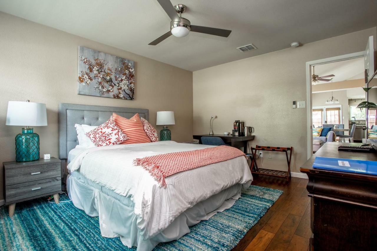 Comfortable, Family And Business Friendly 2Bd/2Ba House In North Austinヴィラ エクステリア 写真